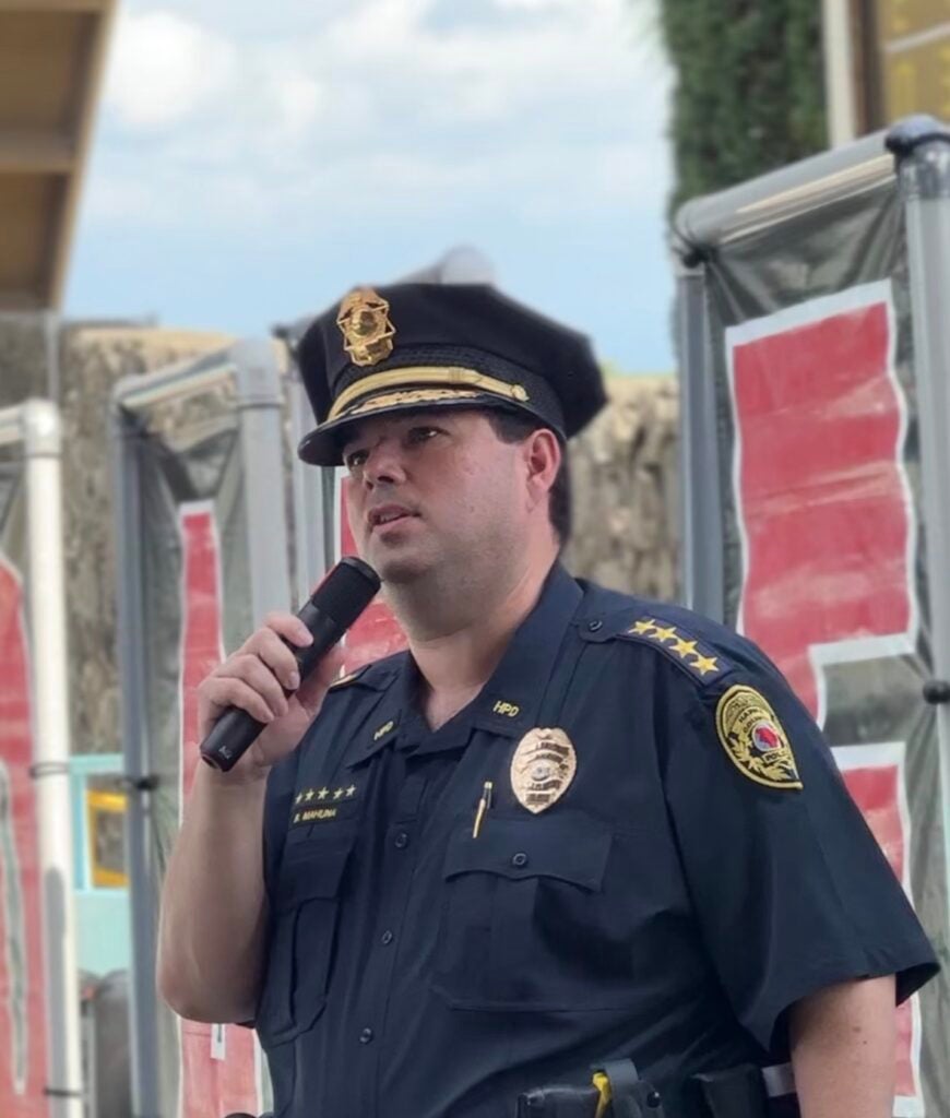 Chief Mahuna speaking