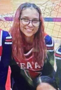 Photo of 16-year-old runaway Naiomi Michael. 